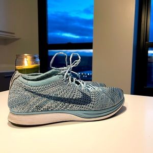 Nike Flyknit racer blueberry size 10.5